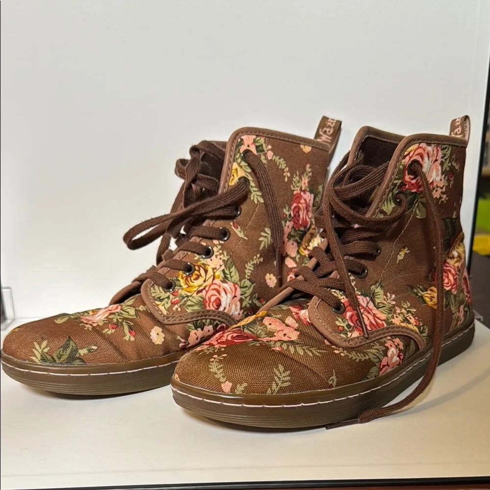 Dr. Martens Floral Brown High-Top Sneakers Women’s size 9 - Picture 2 of 11